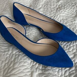 Nine West Vibrant Blue Pointed Flats